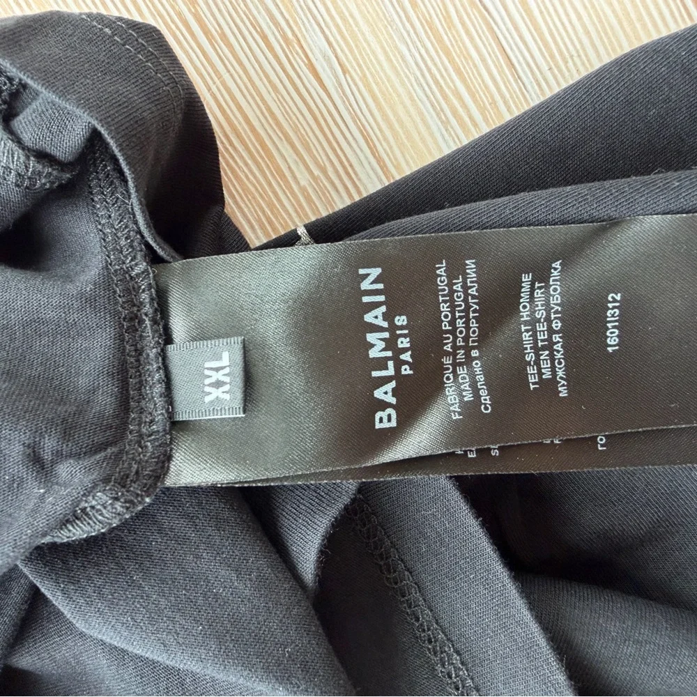 Balmain Black T-Shirt with White Logo - Picture 4 of 4
